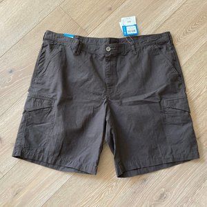 Columbia Dark Brown Lock N' Load Cargo Shorts Size 44 Mens NWT